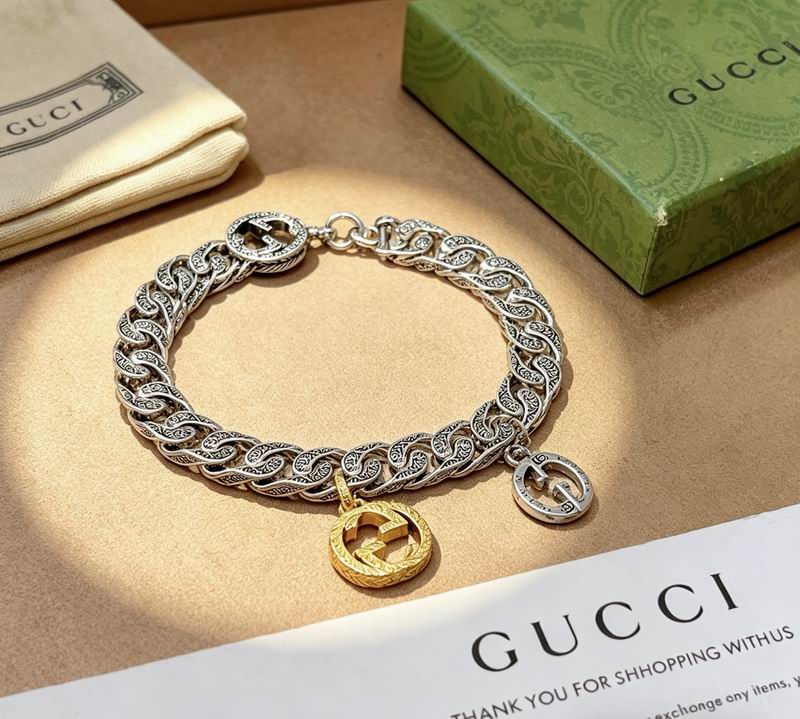 Gucci Bracelet 04yxs362